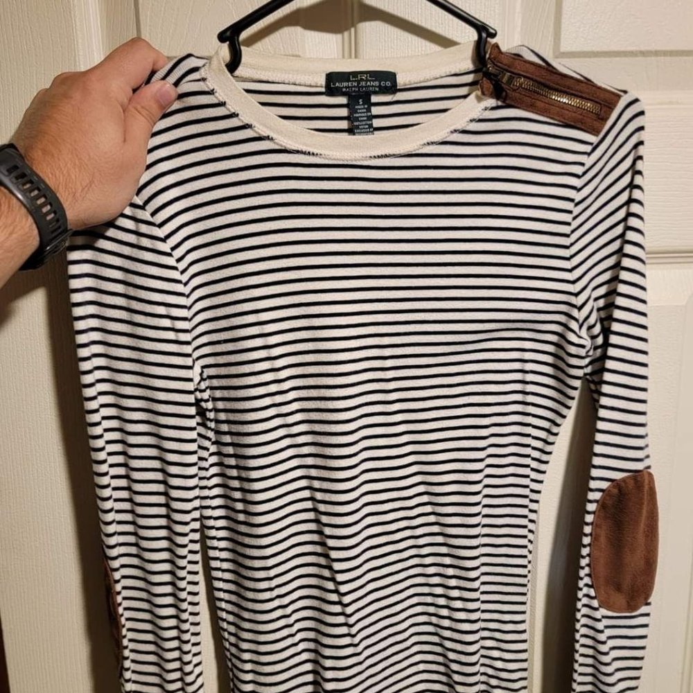 Long Sleeve Tee Business Casual (S); White, Navy, Brown
